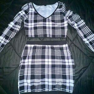 SHEIN Crop Top Skirt Set